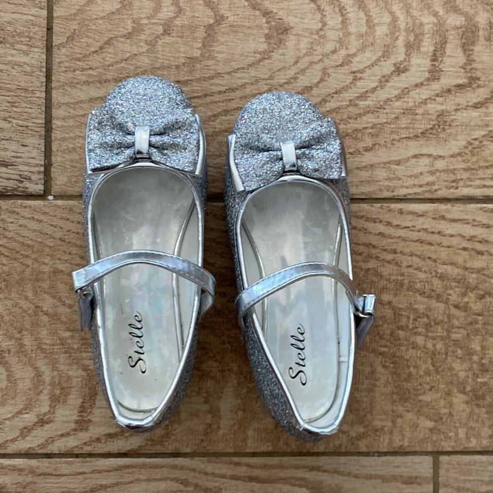 Girls Glitter Shoes